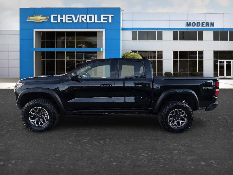 Used 2024 Chevrolet Colorado ZR2 w/ Technology Package image 7