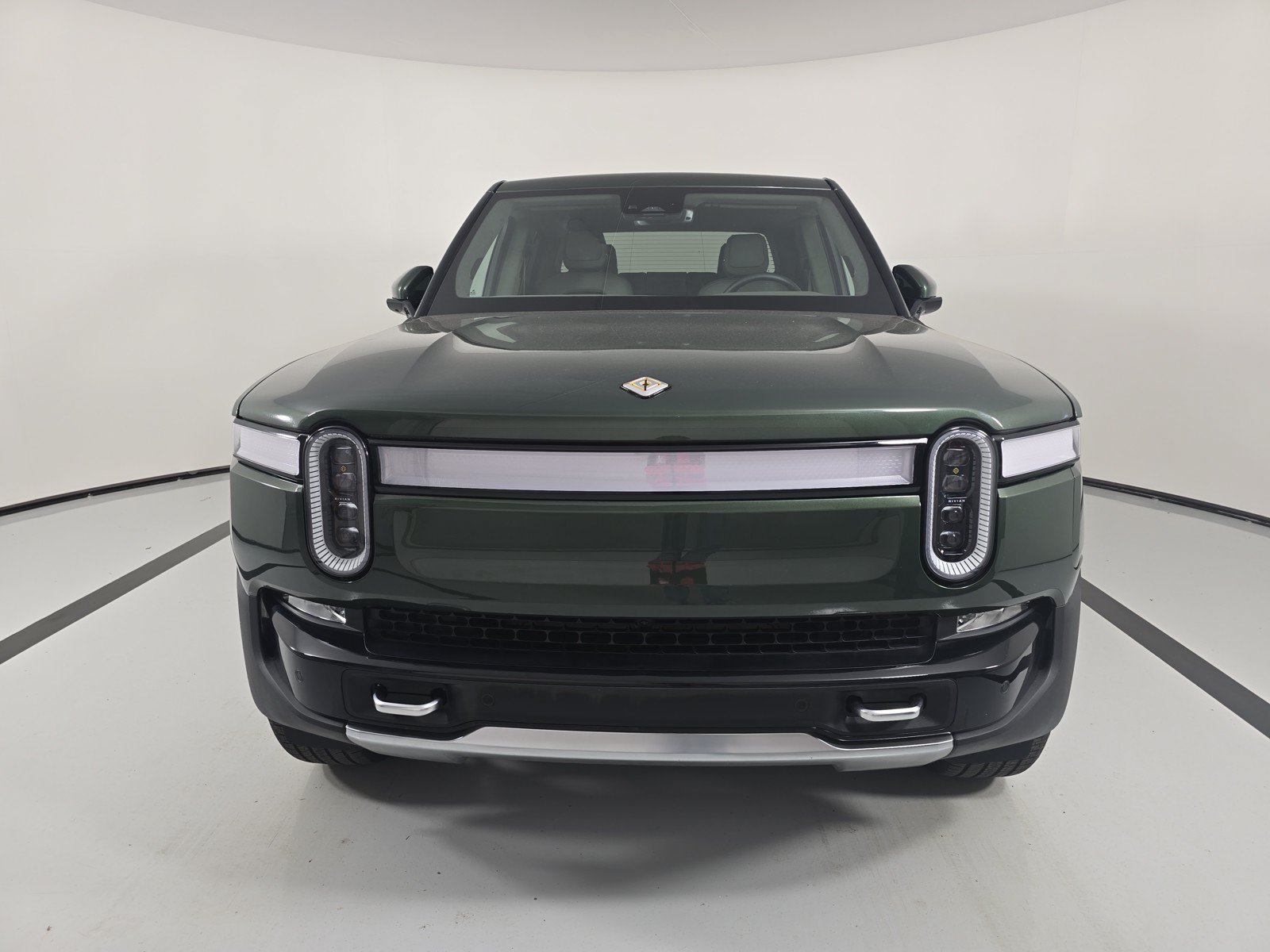 Used 2023 Rivian R1T Adventure AWD/4WD image 8