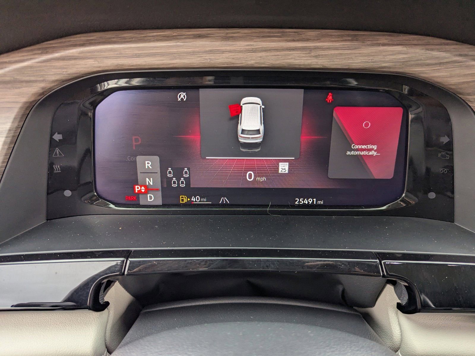 Used 2024 Volkswagen Atlas SEL Premium R-Line image 34