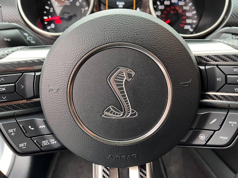 Used 2016 Ford Mustang Shelby GT350 w/ Technology Package image 17