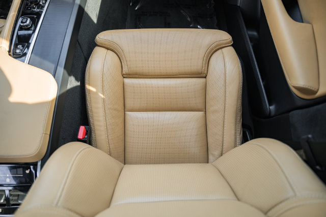 Used 2024 Volvo XC90 T8 Ultimate w/ Lounge Package AWD/4WD image 33