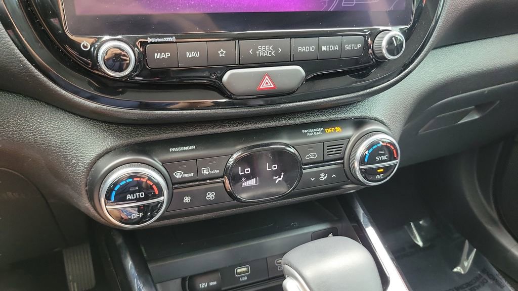 Used 2025 Kia Soul GT-Line FWD image 19