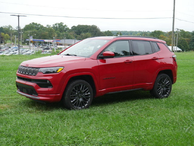 Used 2022 Jeep Compass Limited w/ (RED) Package AWD/4WD image 10