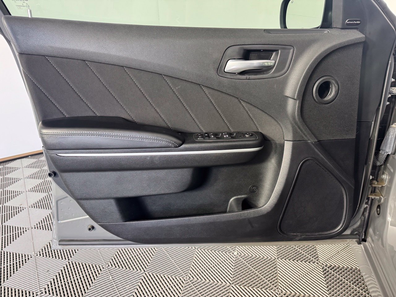 Used 2023 Dodge Charger R/T w/ Harman/Kardon Audio Group RWD image 8