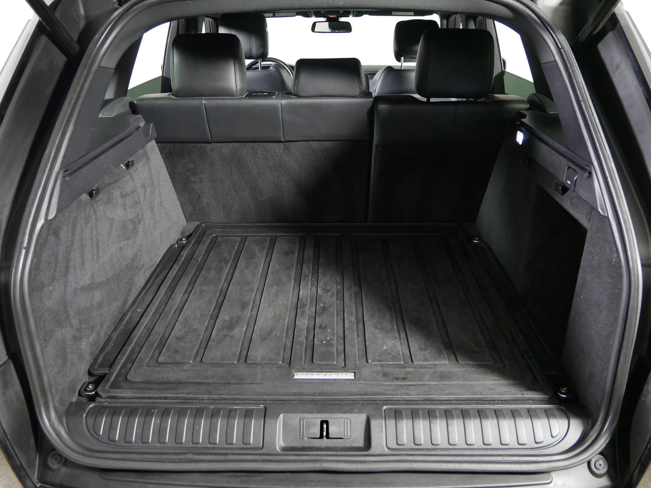 Used 2014 Land Rover Range Rover Sport Supercharged image 18