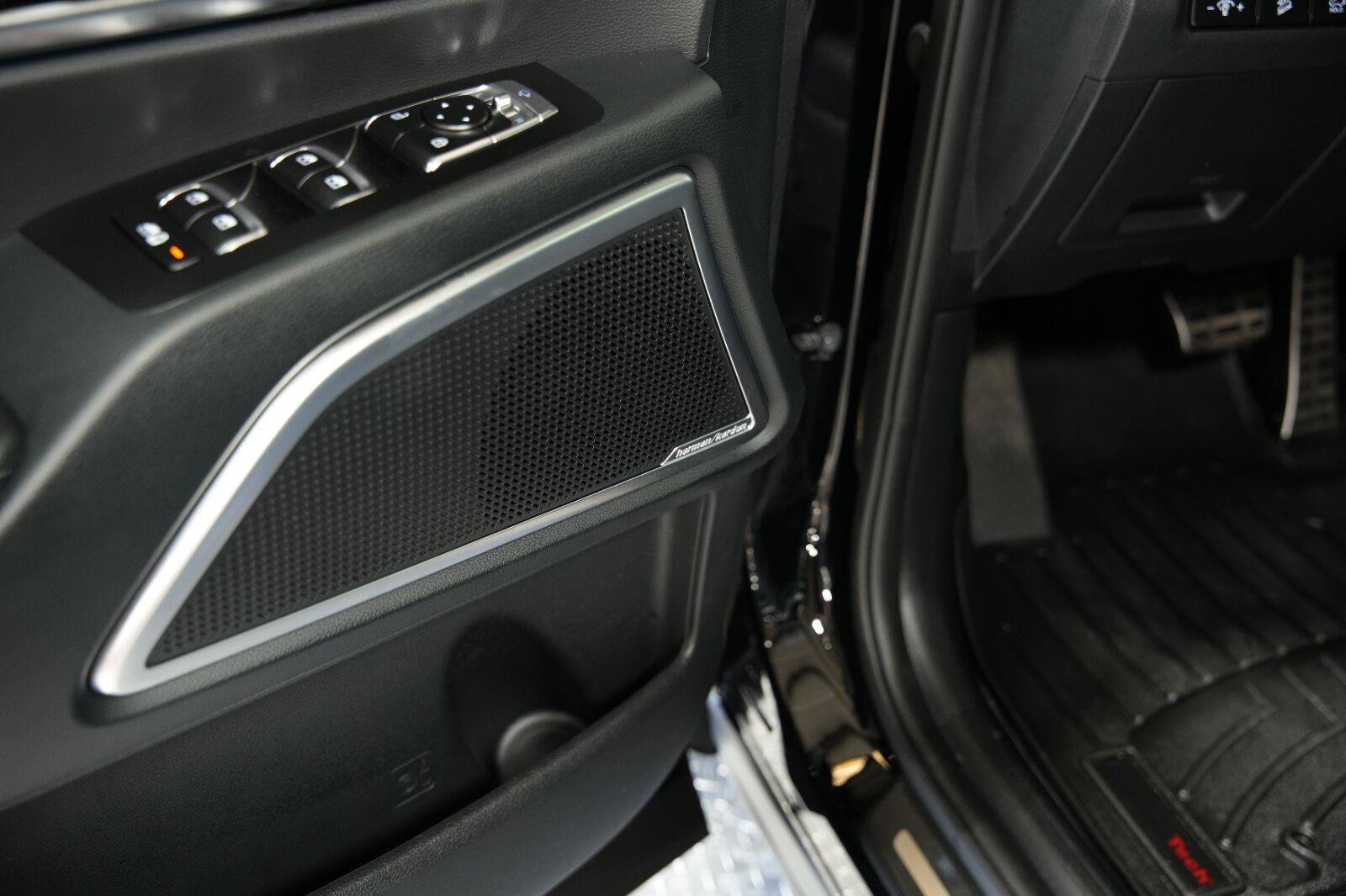 Used 2025 Kia Telluride SX AWD/4WD image 34