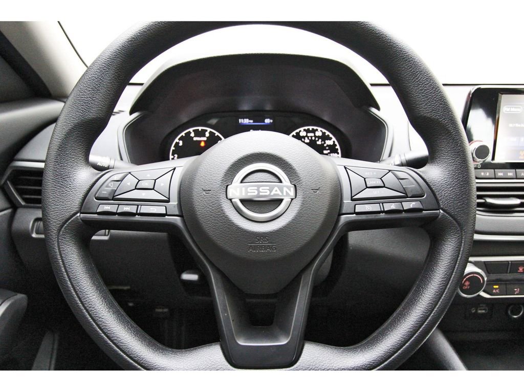 Certified 2024 Nissan Altima 2.5 S FWD image 11