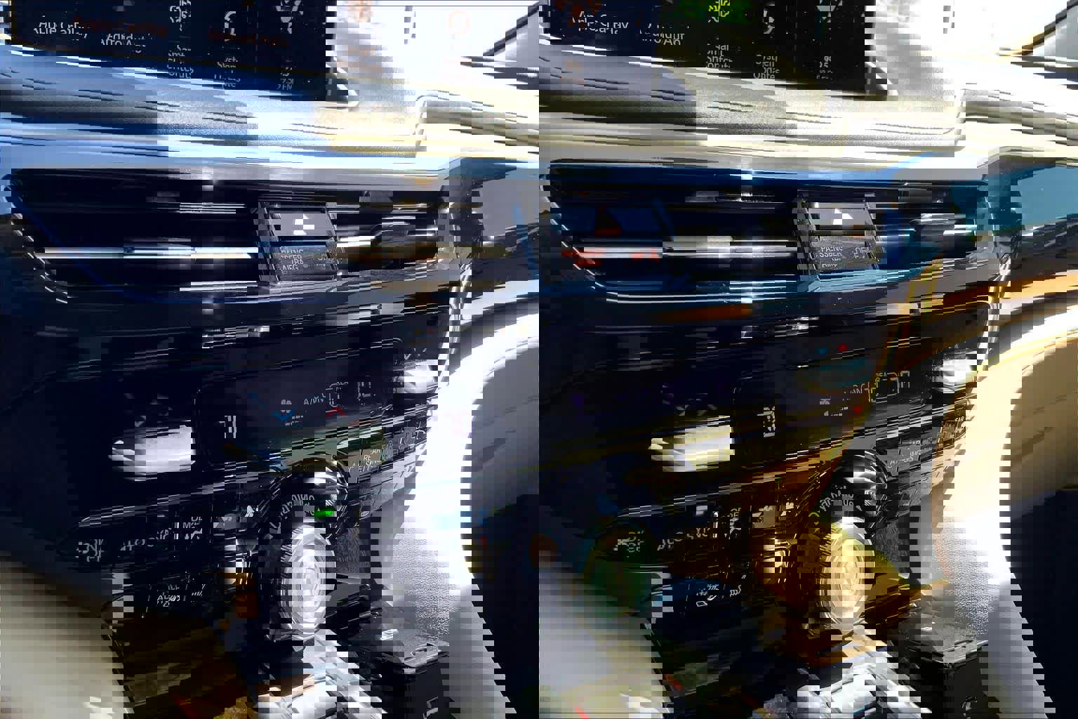 Used 2023 Acura MDX FWD w/ Technology Package image 32