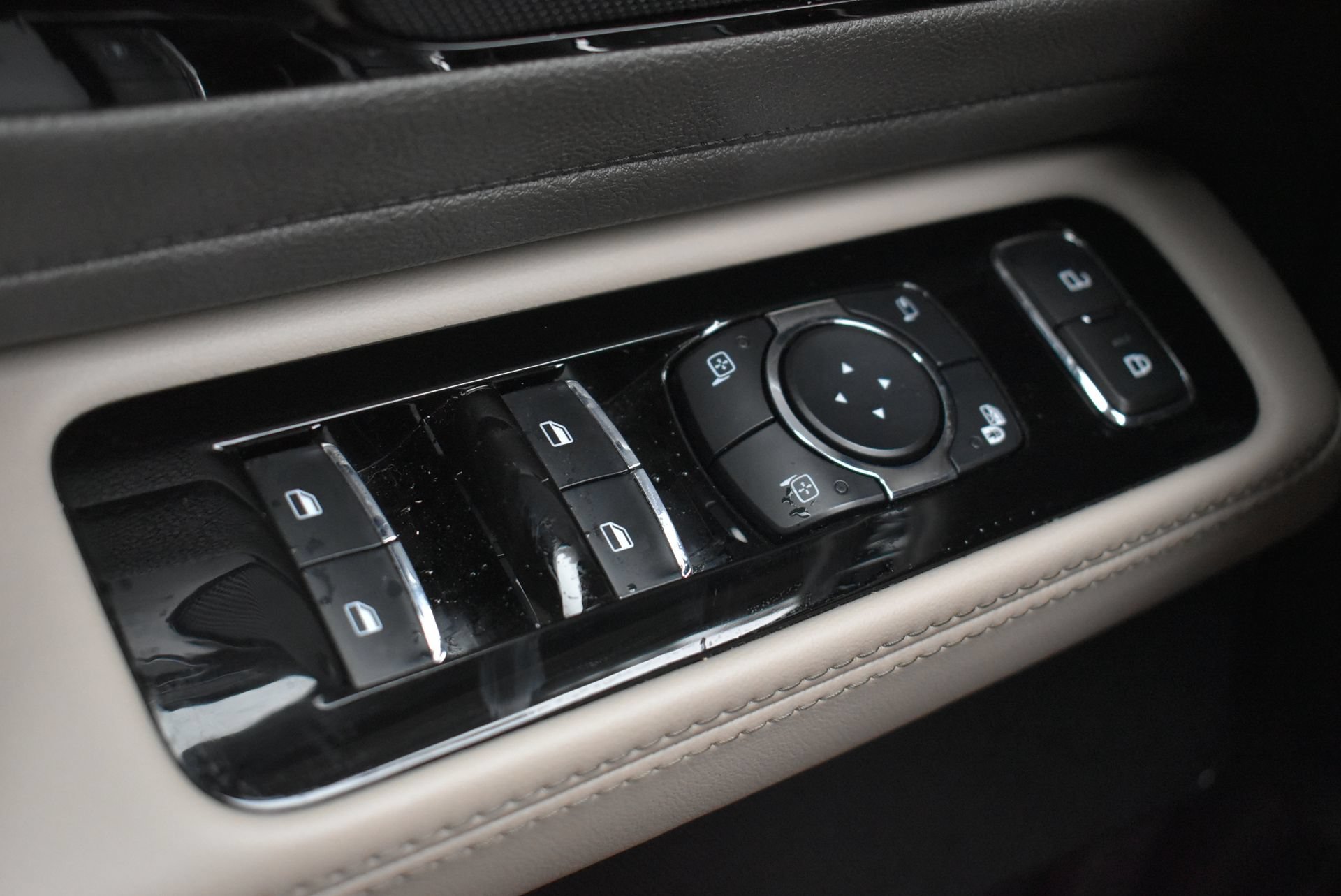 Used 2023 Lincoln Aviator Reserve w/ Equipment Group 201A AWD/4WD image 18