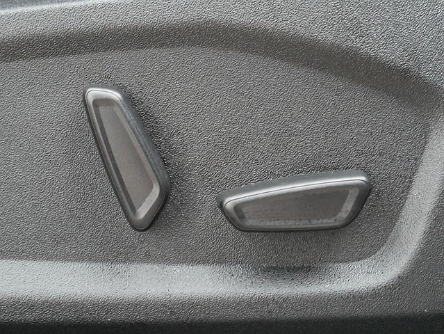 Used 2024 Ford Edge Titanium image 57