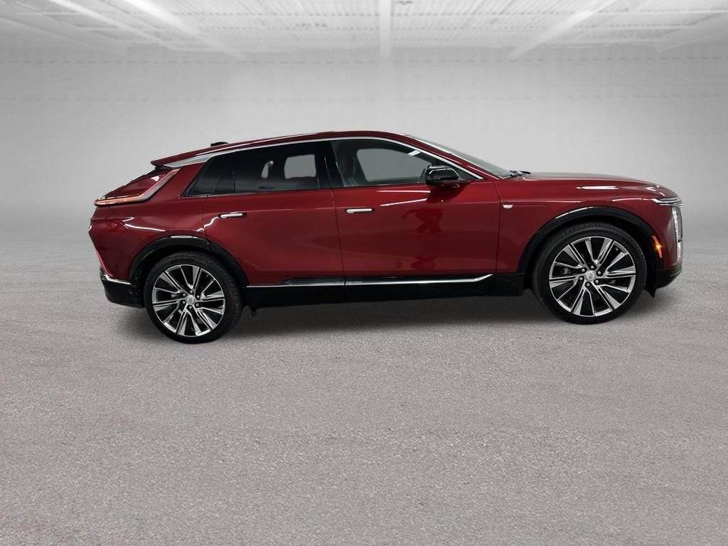 Certified 2025 Cadillac Lyriq Luxury w/ LPO, Floor Liner Package AWD/4WD image 12