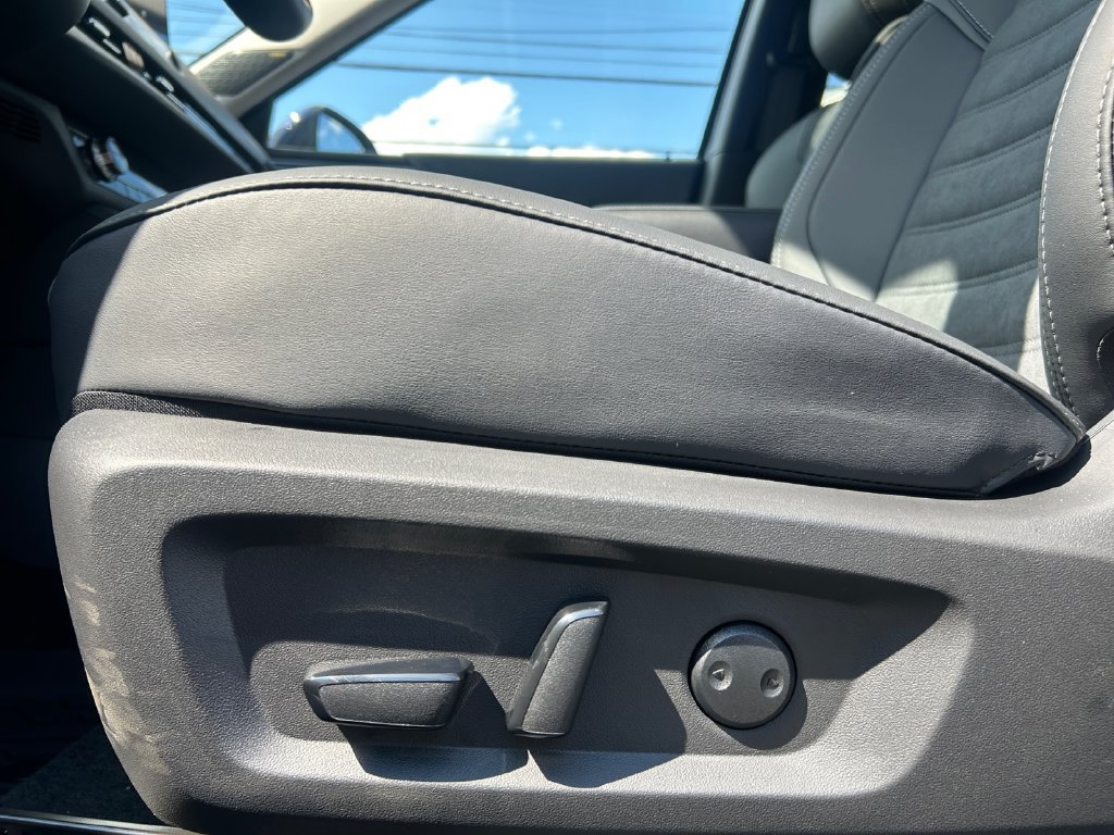 New 2026 Mitsubishi Outlander SE FWD image 24