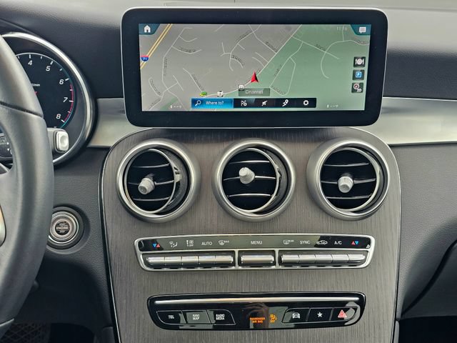 Used 2021 Mercedes-Benz GLC 300 4MATIC image 38