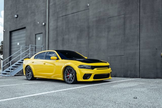 Used 2018 Dodge Charger SRT w/ Technology Group RWD image 53