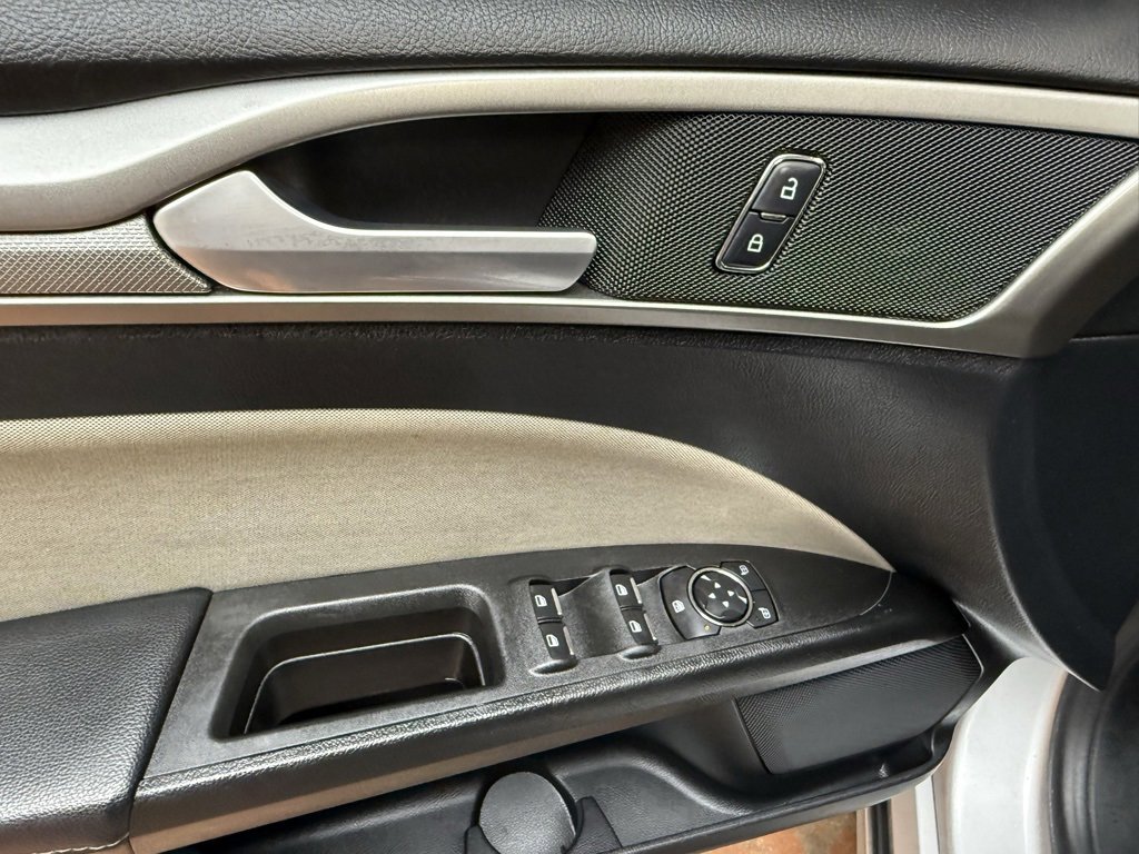 Used 2019 Ford Fusion S image 20