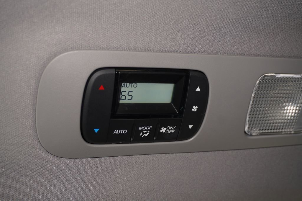 Used 2023 Honda Odyssey EX-L image 20