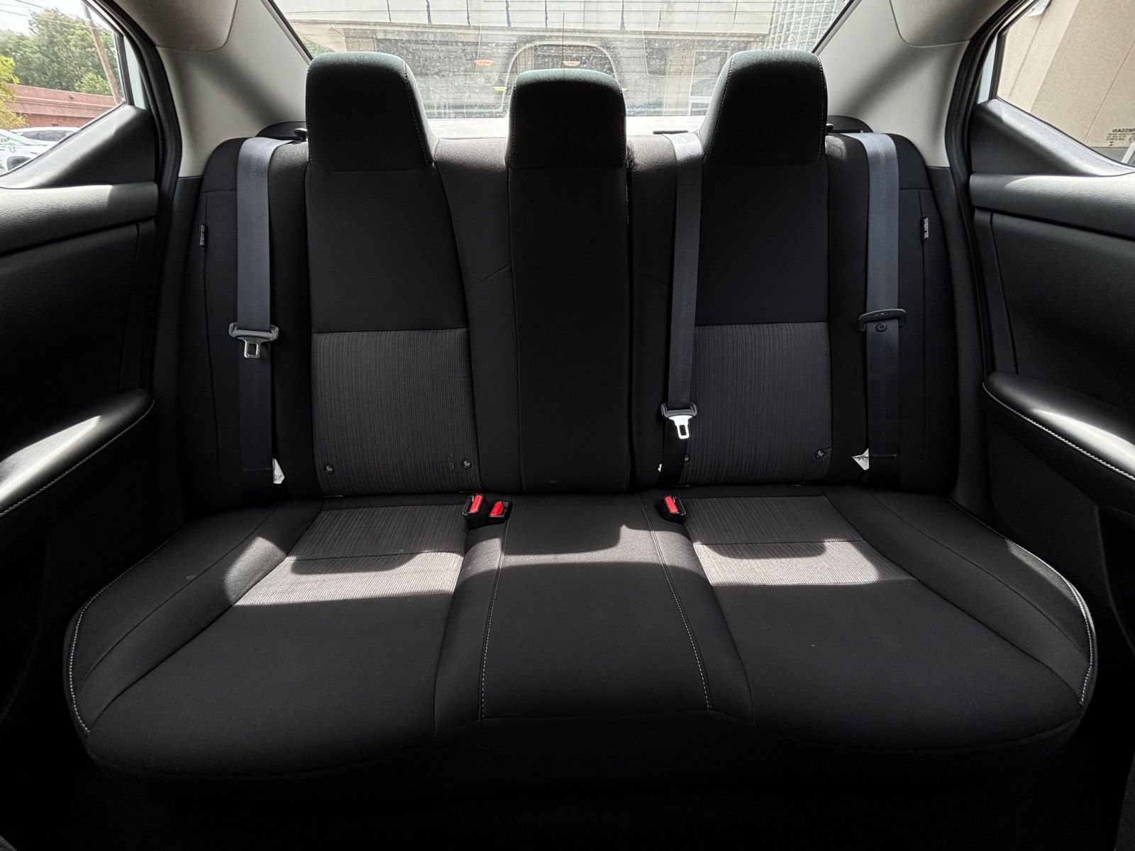 Used 2025 Nissan Sentra SV FWD image 36