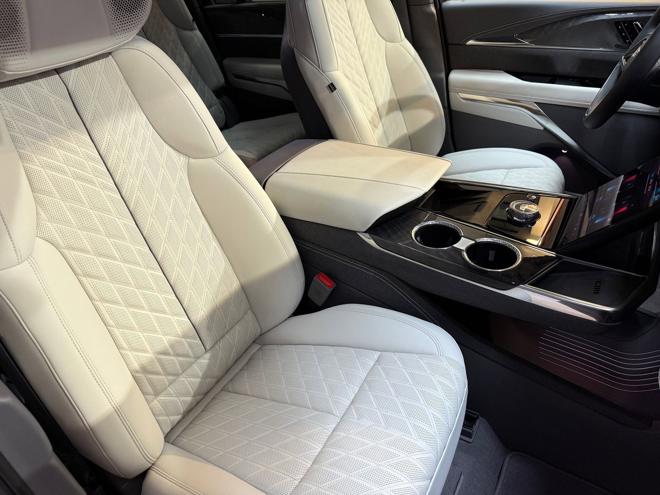 New 2025 Cadillac Escalade IQ Luxury 1 image 56