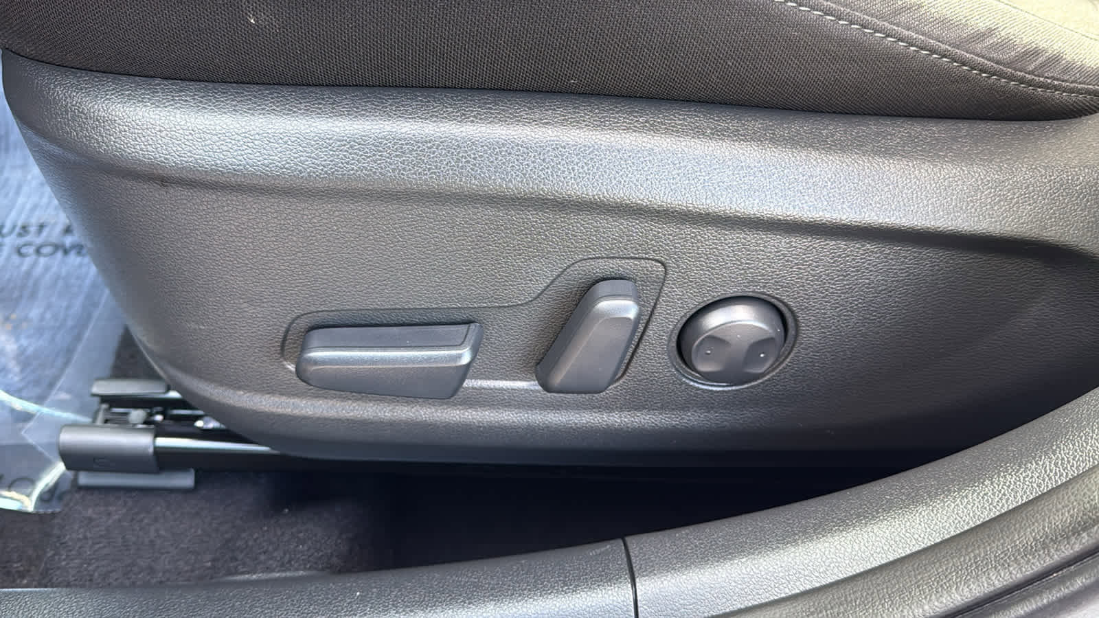 Used 2023 Hyundai Kona SEL image 13