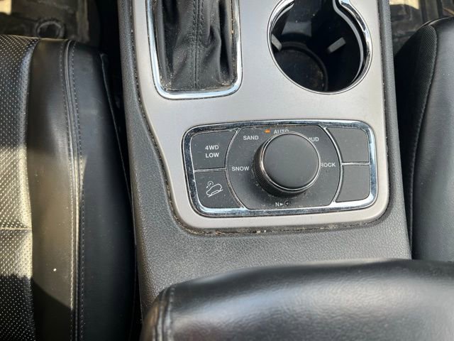 Used 2019 Jeep Grand Cherokee Limited w/ Luxury Group II image 16