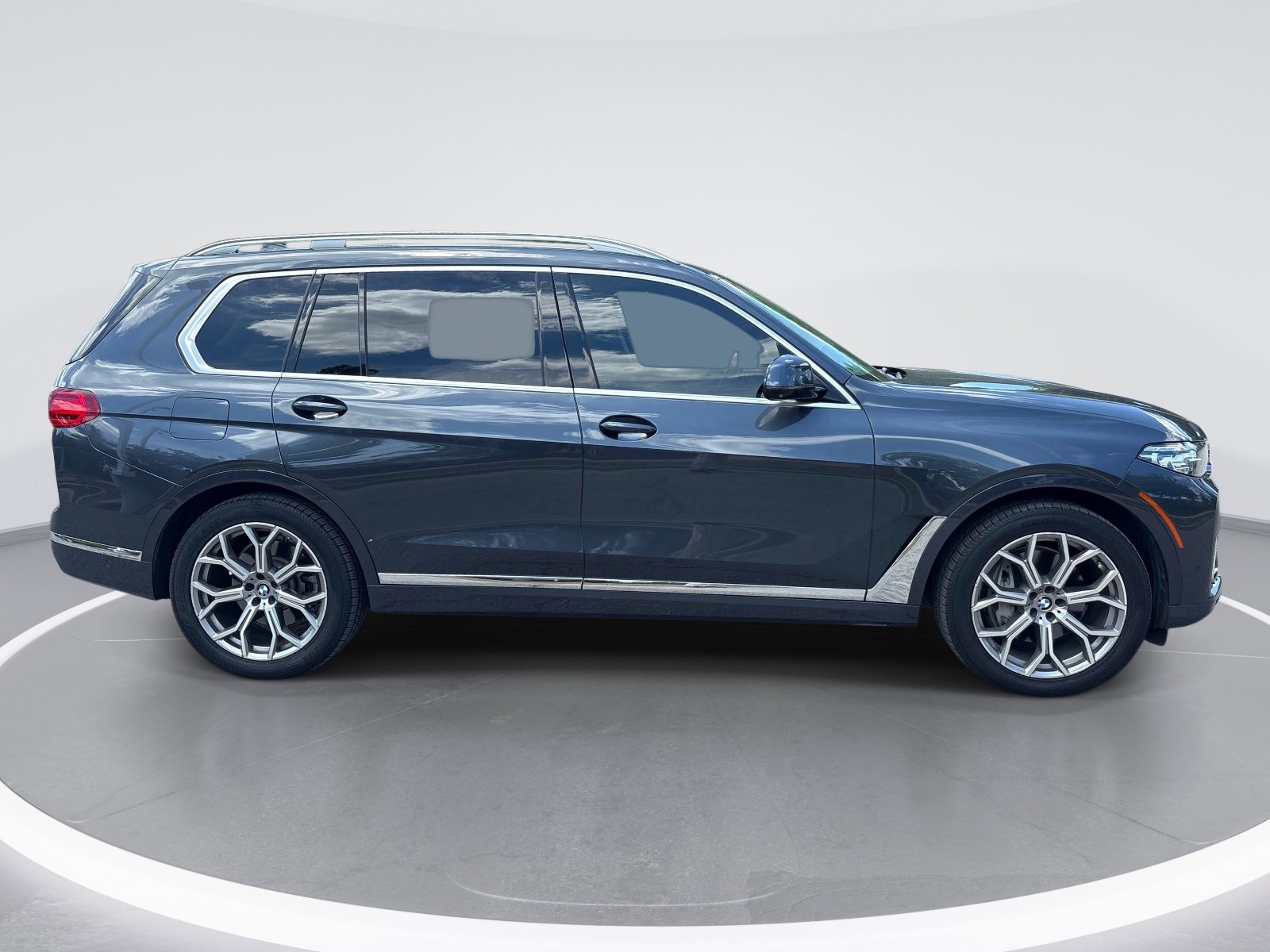 Used 2019 BMW X7 xDrive40i w/ Premium Package AWD/4WD image 9