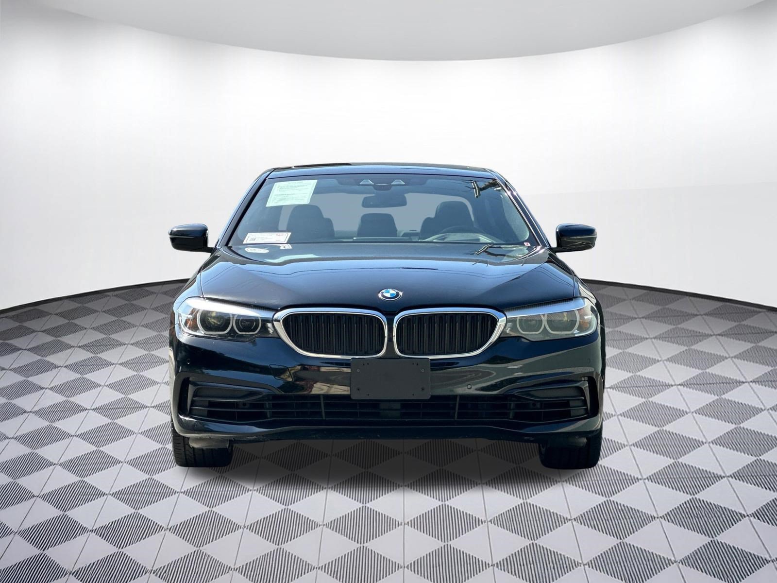 Used 2019 BMW 530i w/ Convenience Package RWD image 6