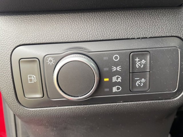 Used 2021 Ford Escape SE w/ Cold Weather Package image 19