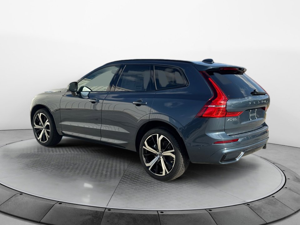 New 2025 Volvo XC60 B5 Ultra w/ Protection Package Premier image 5