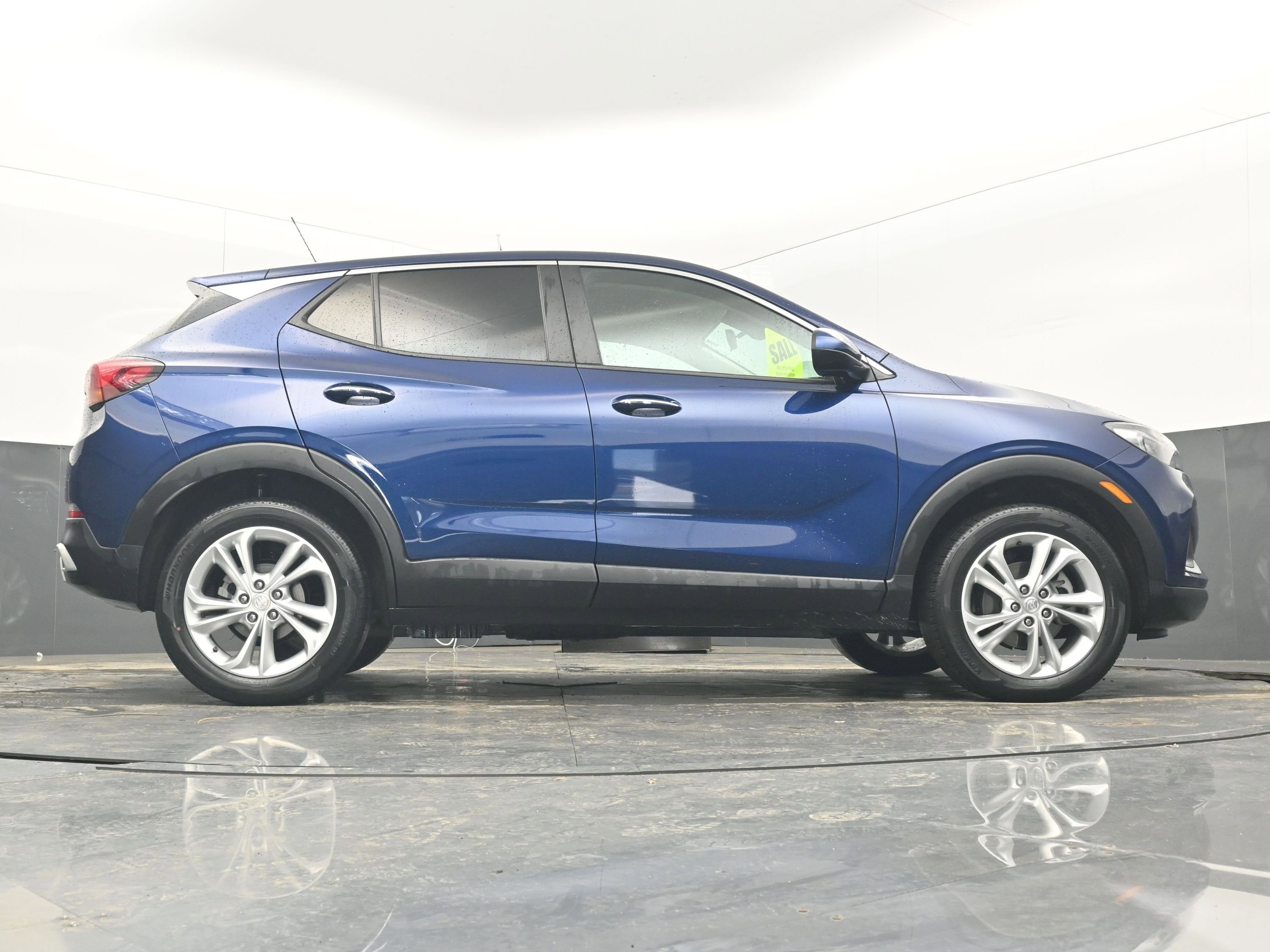 Used 2023 Buick Encore GX Preferred w/ Cold Weather Comfort Package image 32