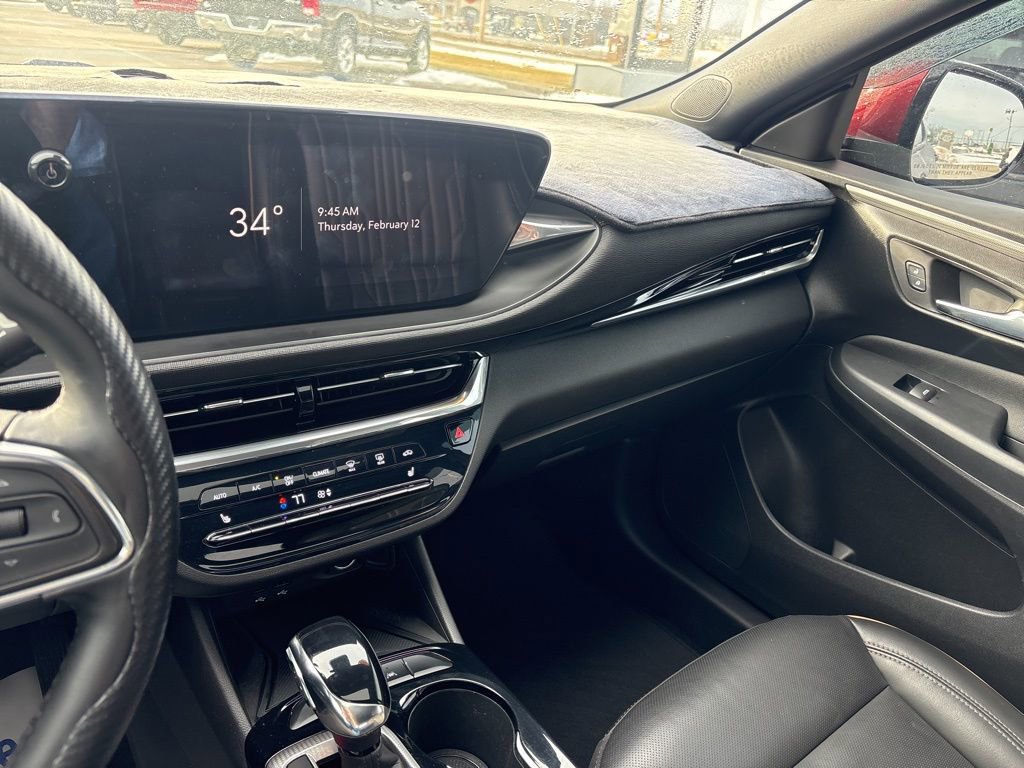 Used 2024 Buick Envista Avenir image 36