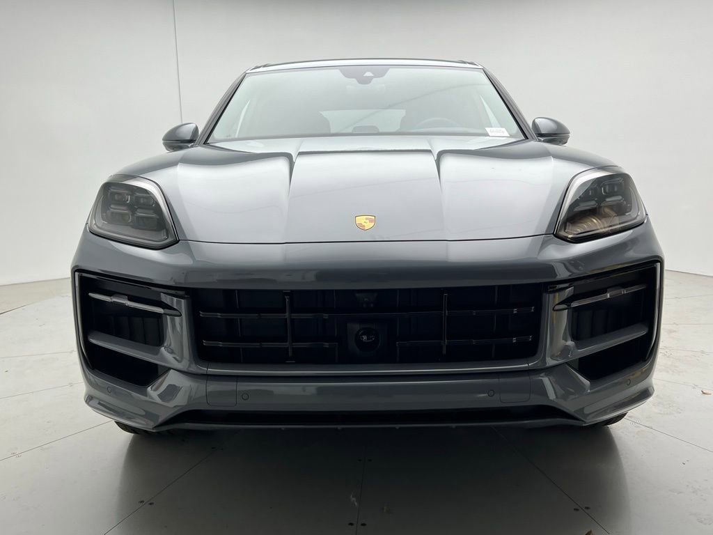 New 2026 Porsche Cayenne GTS image 25