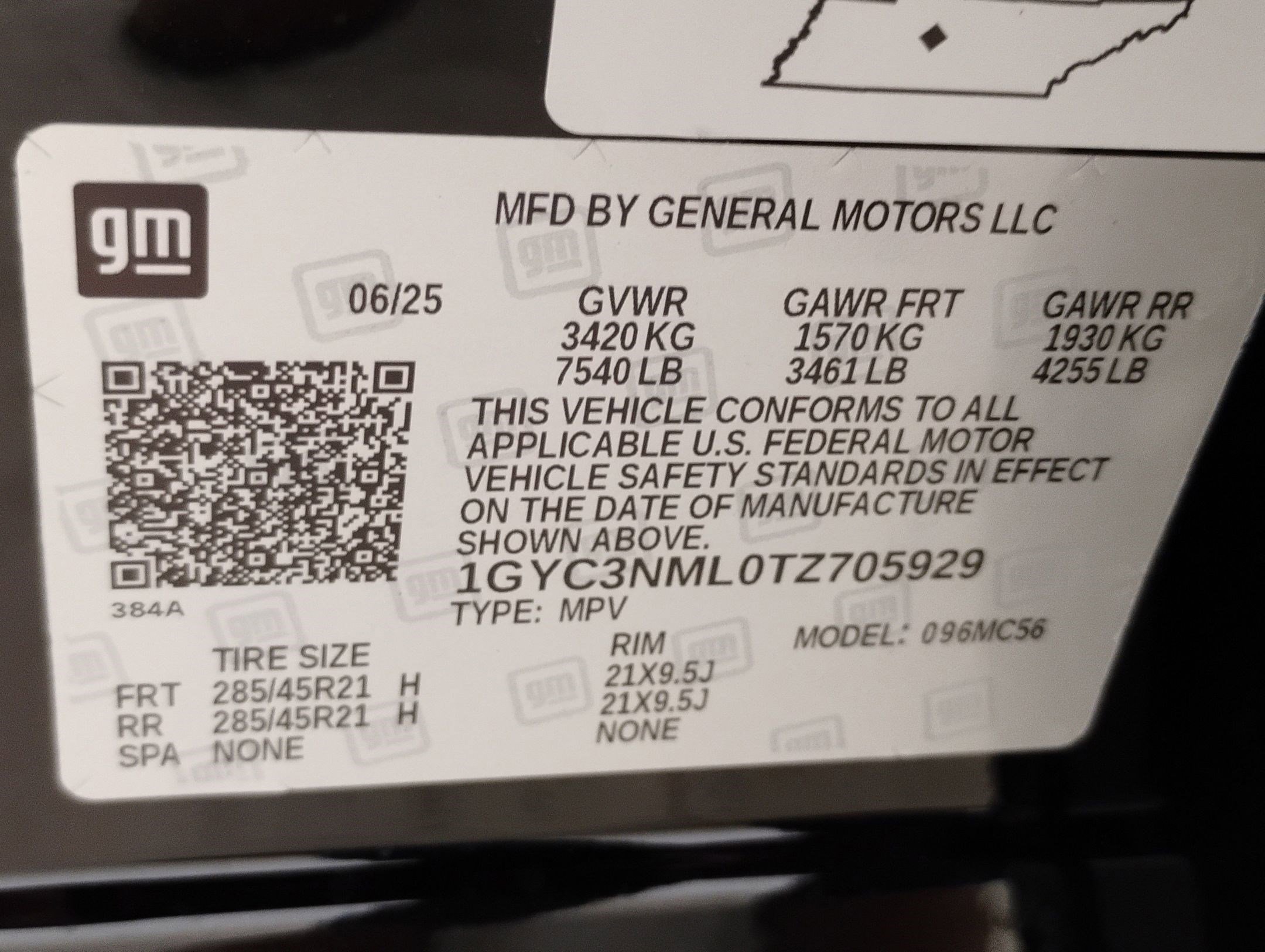 New 2026 Cadillac Vistiq Sport w/ LPO, Floor Liner Package image 18