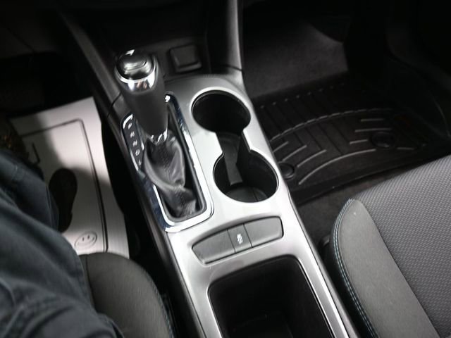 Used 2017 Chevrolet Cruze LT w/ Sun And Sound Package image 11