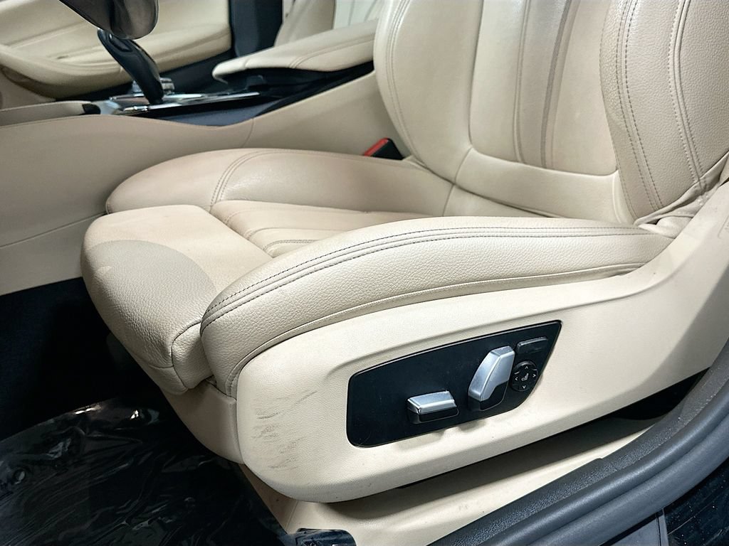 Used 2018 BMW 530i xDrive w/ Premium Package AWD/4WD image 20