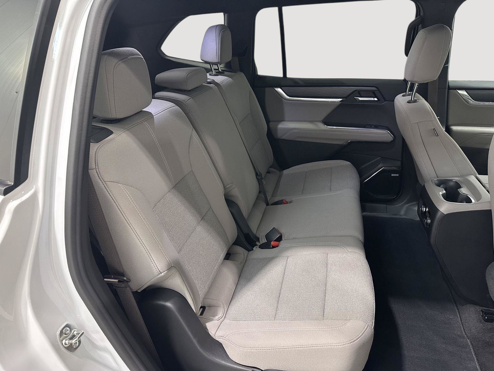 Used 2026 GMC Acadia Elevation AWD/4WD image 25
