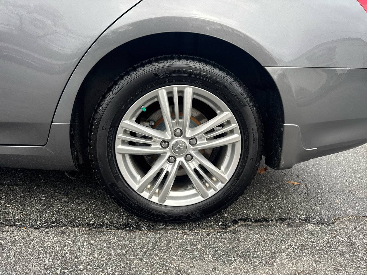 Used 2013 INFINITI G37 x Sedan w/ Premium Pkg image 17