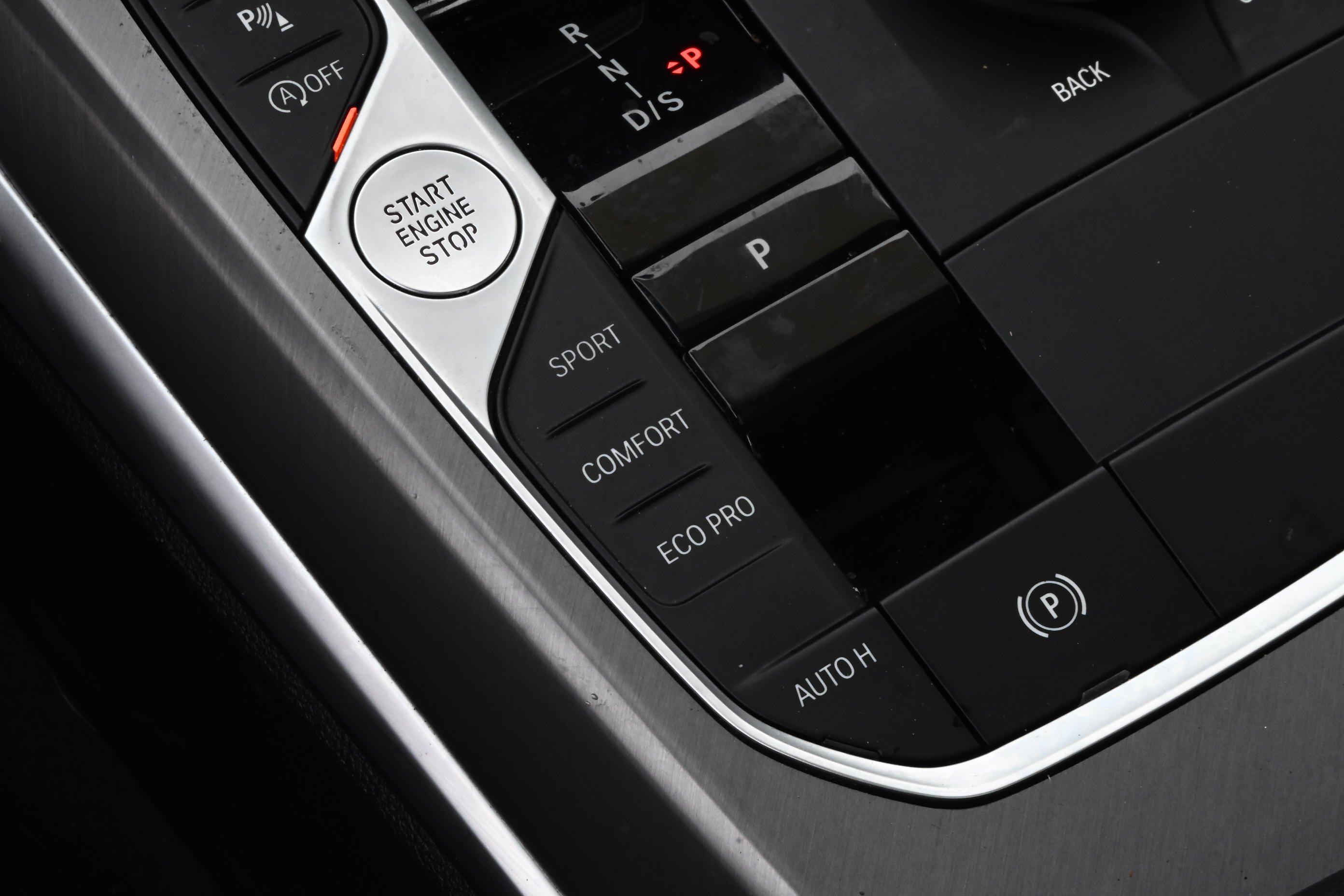 Certified 2025 BMW M240i Coupe image 19