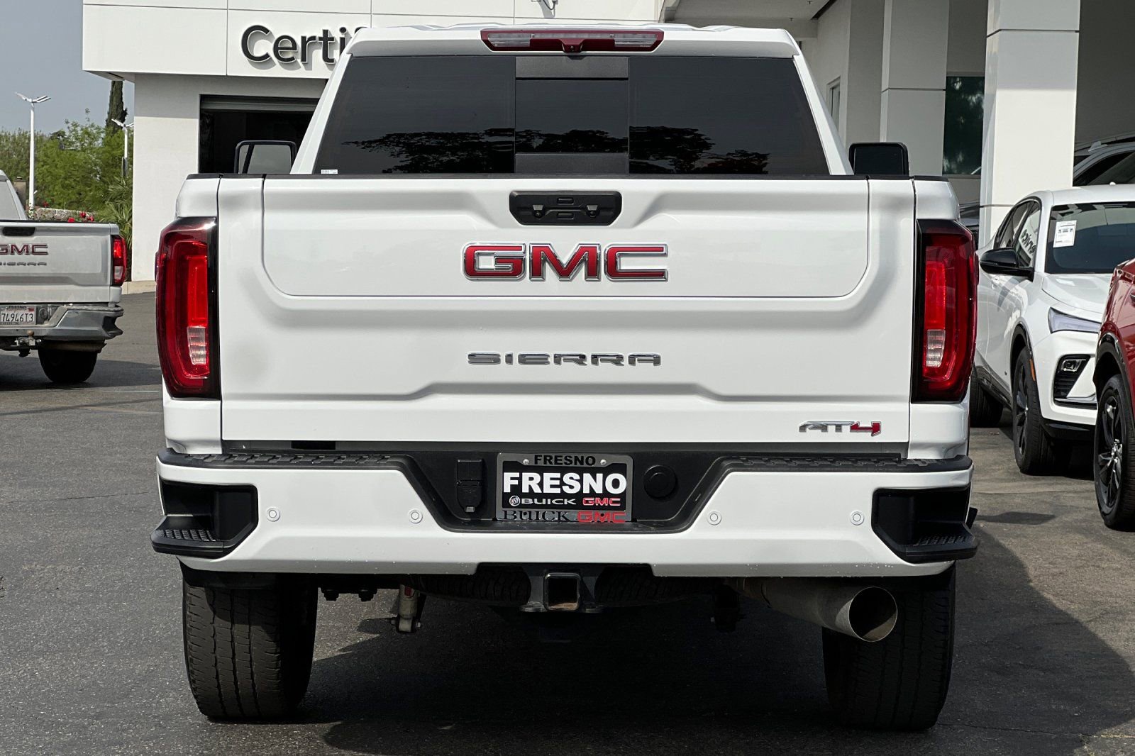 Used 2023 GMC Sierra 2500 AT4 w/ AT4 Preferred Package image 5