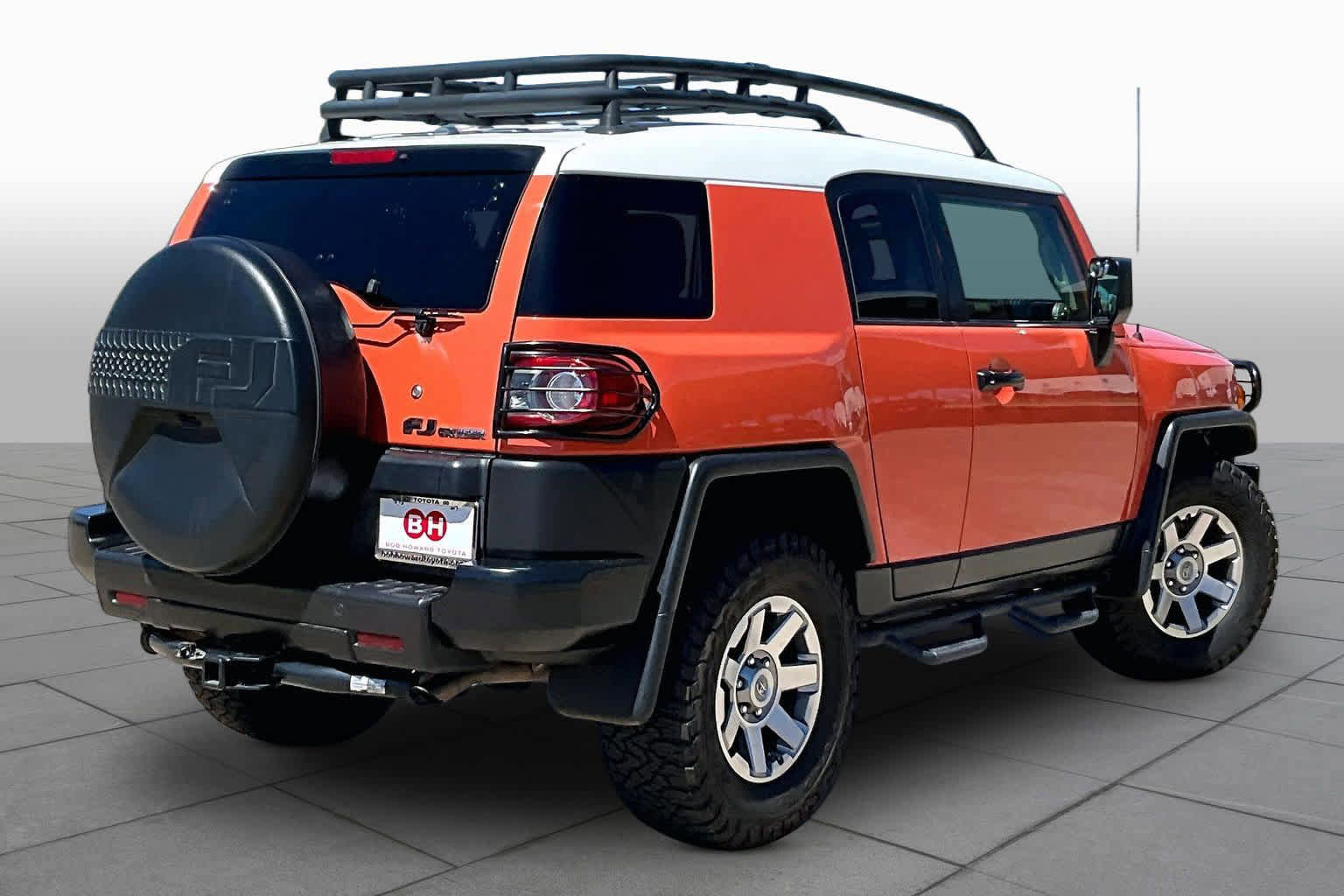 Used 2014 Toyota FJ Cruiser 4WD w/ Upgrade Package image 13