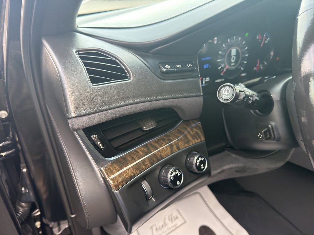 Used 2019 Cadillac Escalade ESV Platinum image 19