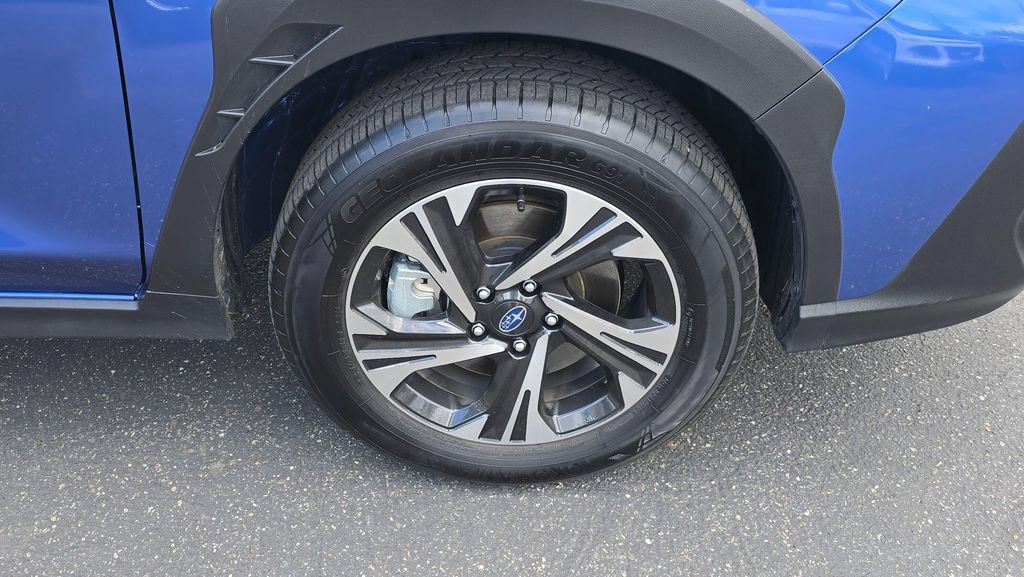 Used 2025 Subaru Crosstrek 2.5i Premium w/ Crosstrek Mirror Package AWD/4WD image 9