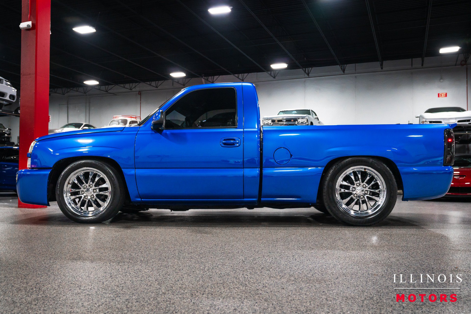 Used 2003 Chevrolet Silverado 1500 2WD Regular Cab w/ Exterior Appearance Pkg image 2