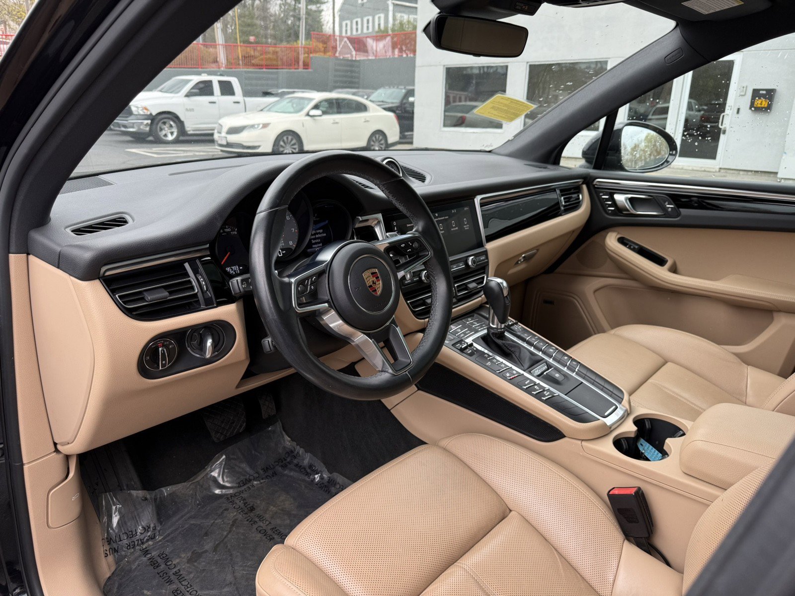 Used 2019 Porsche Macan S AWD/4WD image 14
