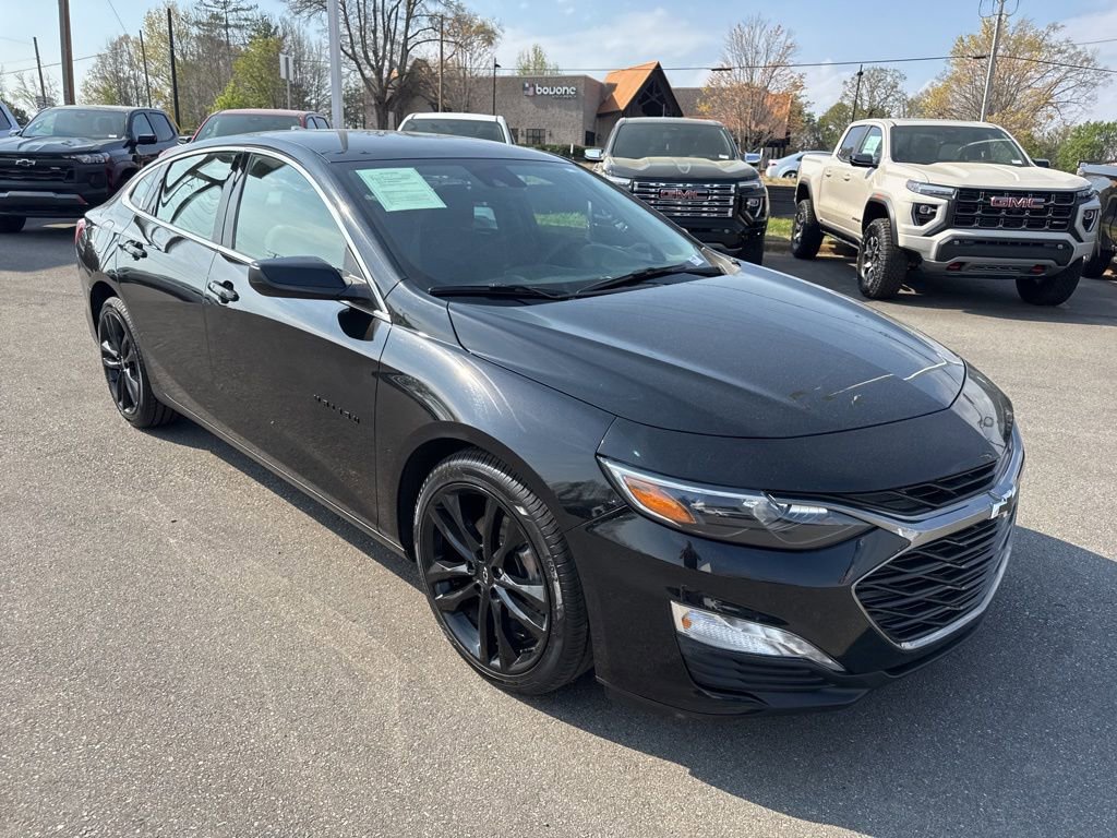 Used 2024 Chevrolet Malibu LT w/ Midnight Edition image 7