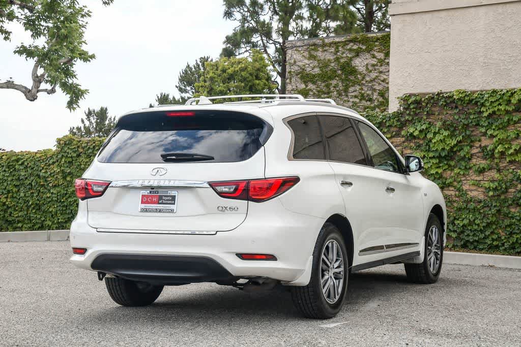 Used 2020 INFINITI QX60 Luxe w/ Essential Package FWD image 7
