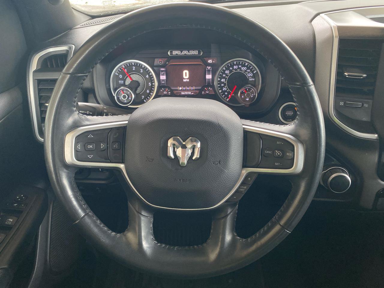 Used 2023 RAM 1500 Big Horn AWD/4WD image 12
