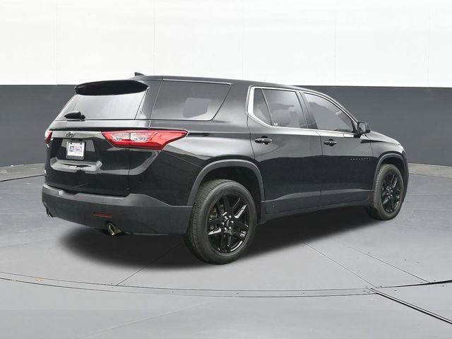 Used 2021 Chevrolet Traverse LS w/ LPO, Blackout Package FWD image 15