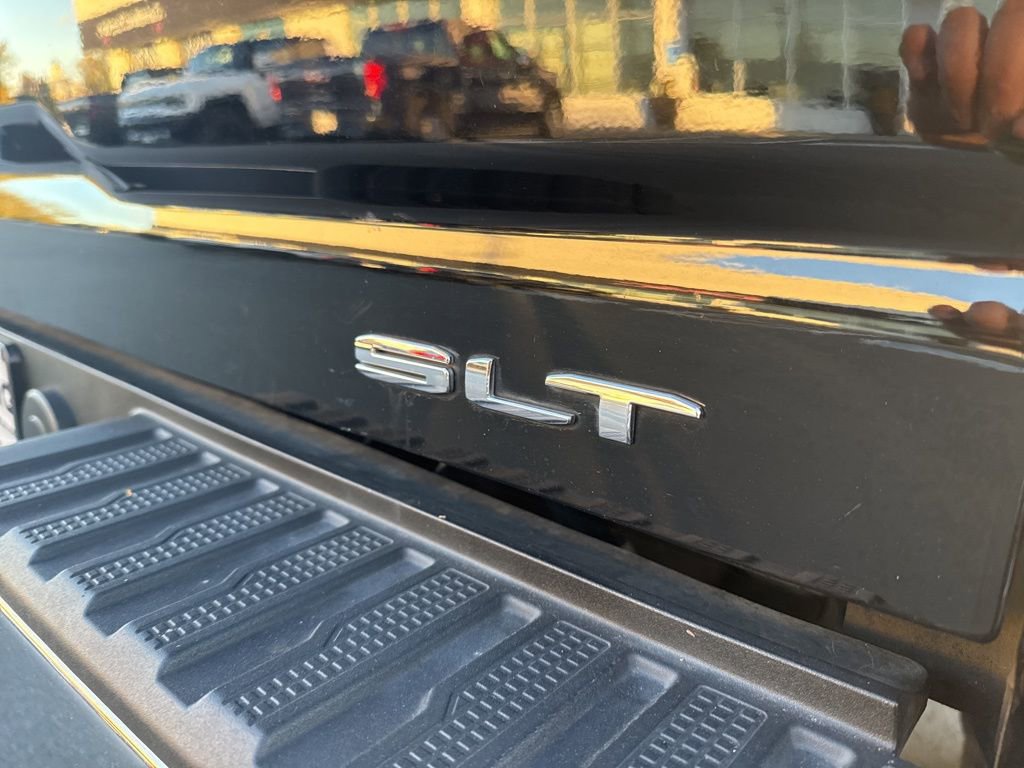 Used 2024 GMC Sierra 3500 SLT w/ SLT Premium Package image 6