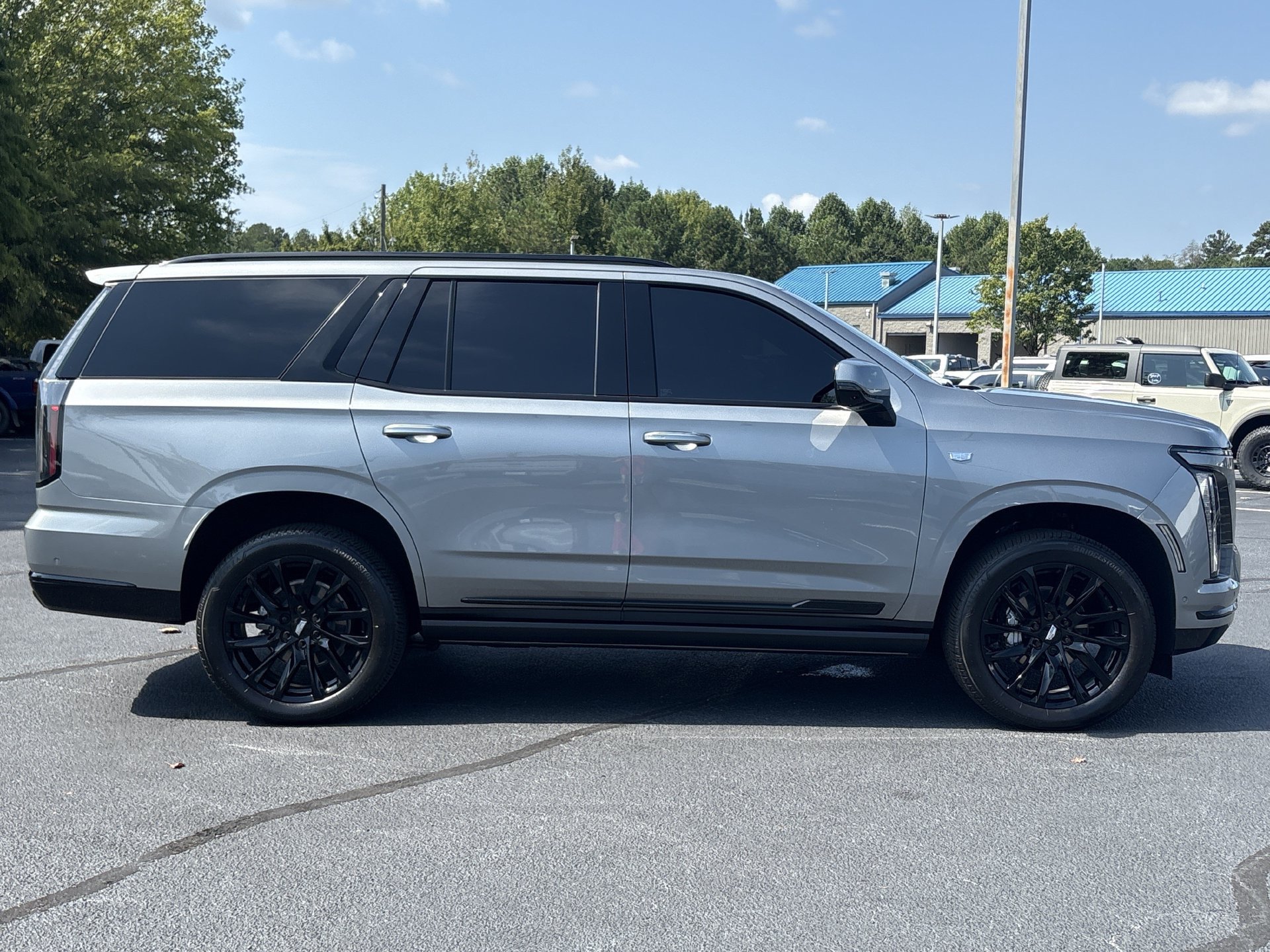 Used 2026 Cadillac Escalade Sport w/ LPO, ONYX Package AWD/4WD image 25