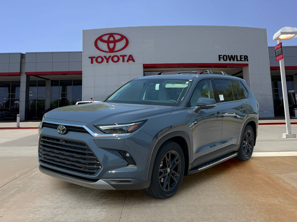 New 2026 Toyota Grand Highlander FWD image 1